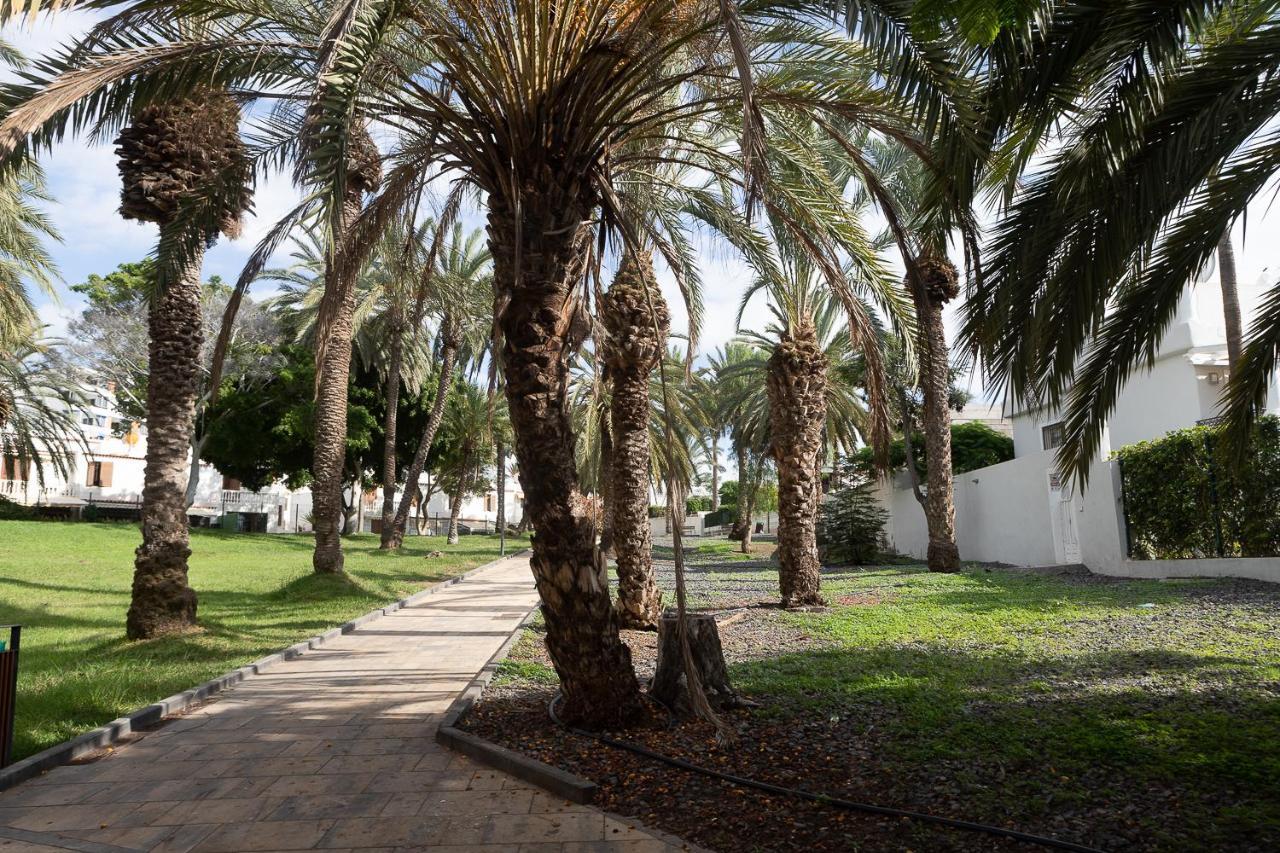 Beautiful Duplex In 3 Minutes Walking To The Beach In Playa De Las Americas Екстериор снимка