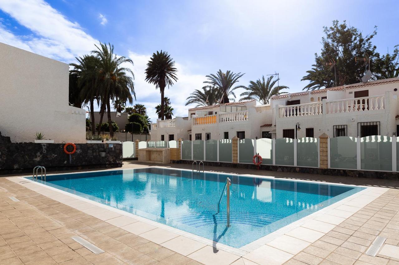 Beautiful Duplex In 3 Minutes Walking To The Beach In Playa De Las Americas Екстериор снимка
