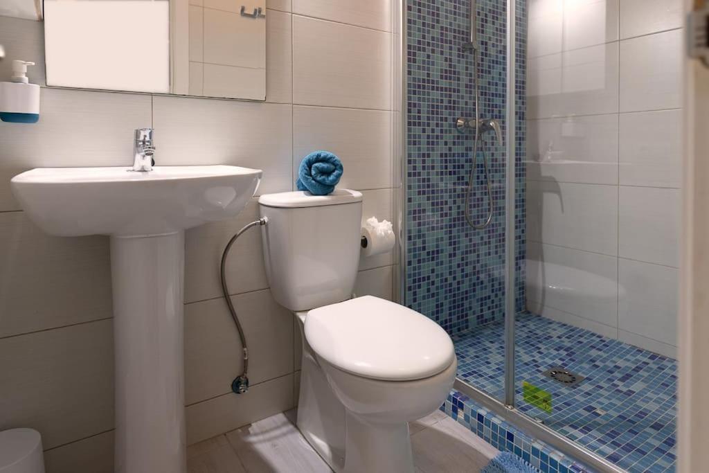 Beautiful Duplex In 3 Minutes Walking To The Beach In Playa De Las Americas Екстериор снимка