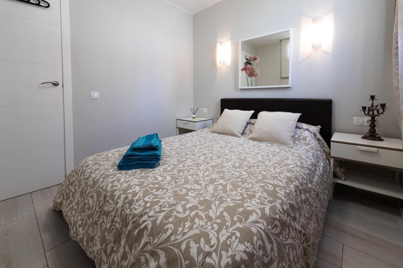 Beautiful Duplex In 3 Minutes Walking To The Beach In Playa De Las Americas Екстериор снимка