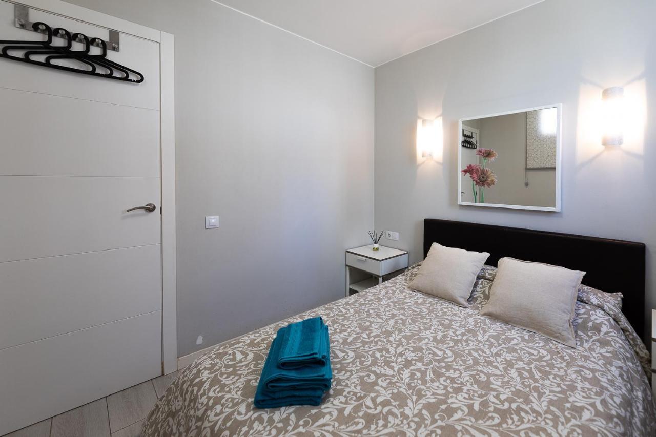 Beautiful Duplex In 3 Minutes Walking To The Beach In Playa De Las Americas Екстериор снимка