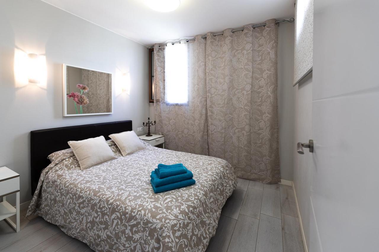 Beautiful Duplex In 3 Minutes Walking To The Beach In Playa De Las Americas Екстериор снимка